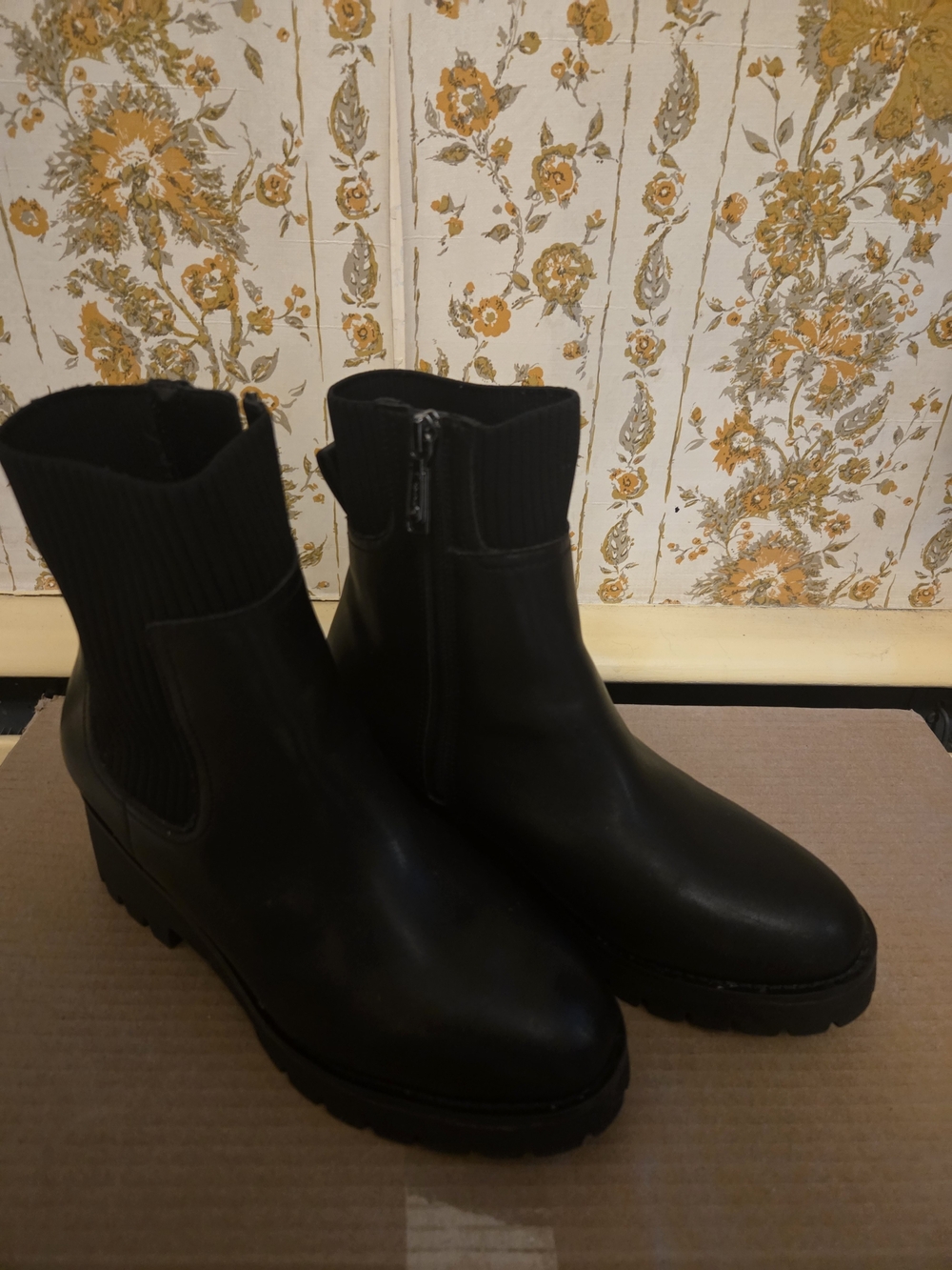 Blondo Delta Black Rib-Knit Chelsea Ankle Boots with Side Zip